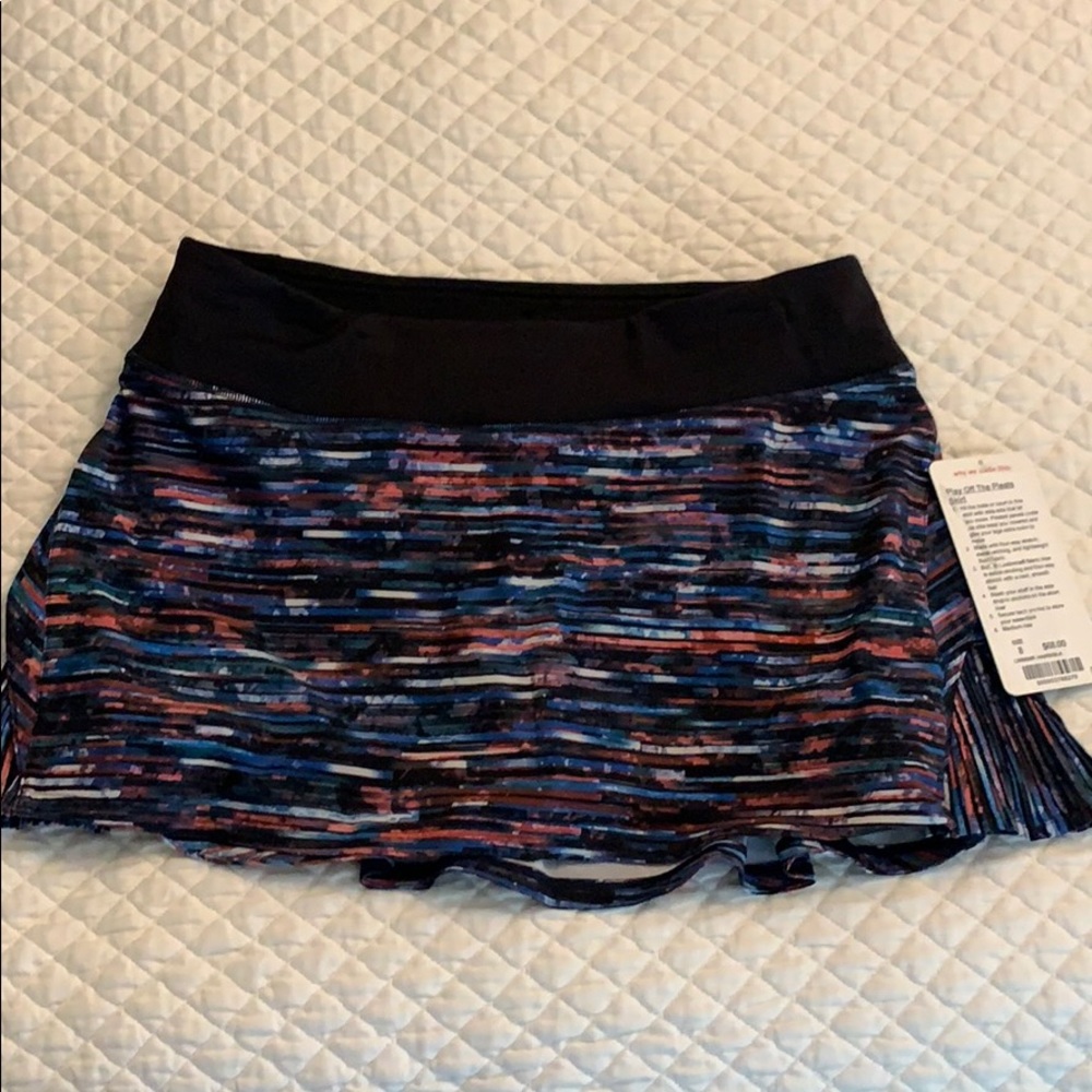 Lululemon Play Off the Pleats skirt